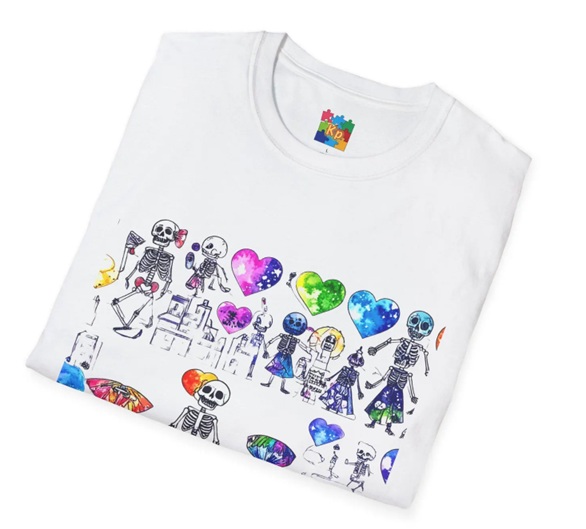 スケルトン模様のTシャツ